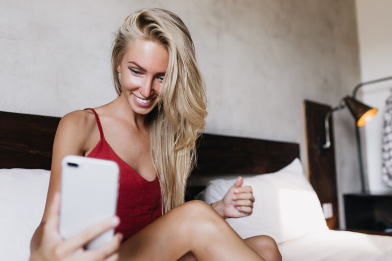 Comment exciter un homme par SMS ?